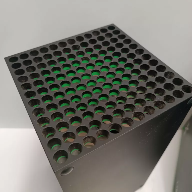 konsola-xbox-series-x-stan-11323-2