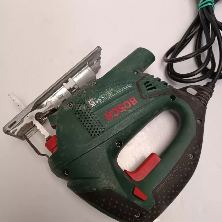 wyrzynarka-bosch-pst-650-w-walizce-mocowanie-brzeszczotu-205041-222245