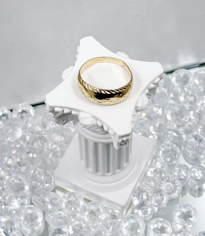 zloty-pierscionek-14-karatowy-r14-stan-11323-2