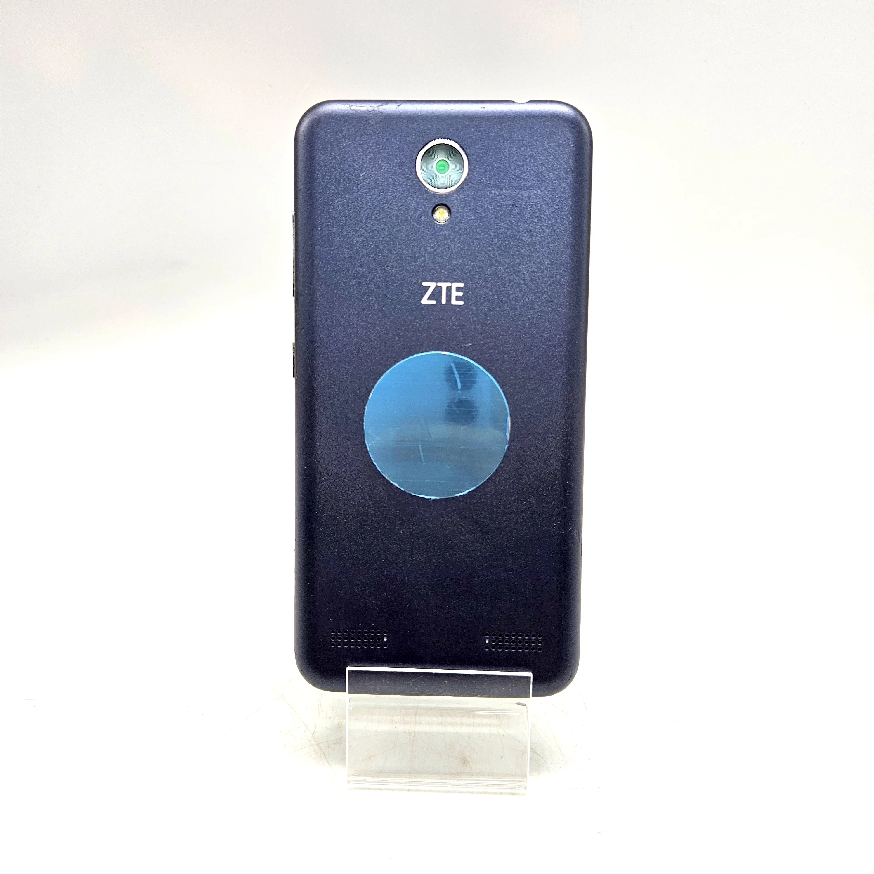 telefon-zte-blade-a520-18-gb-karta-sd-16gb-kod-producenta-a520