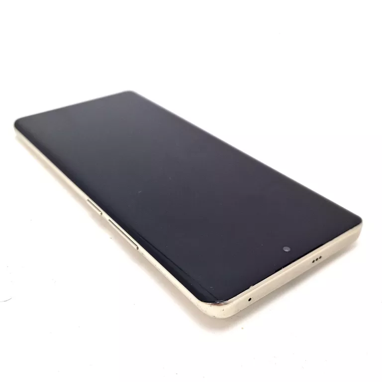 telefon-realme-12-pro-12256-stan-11323-2