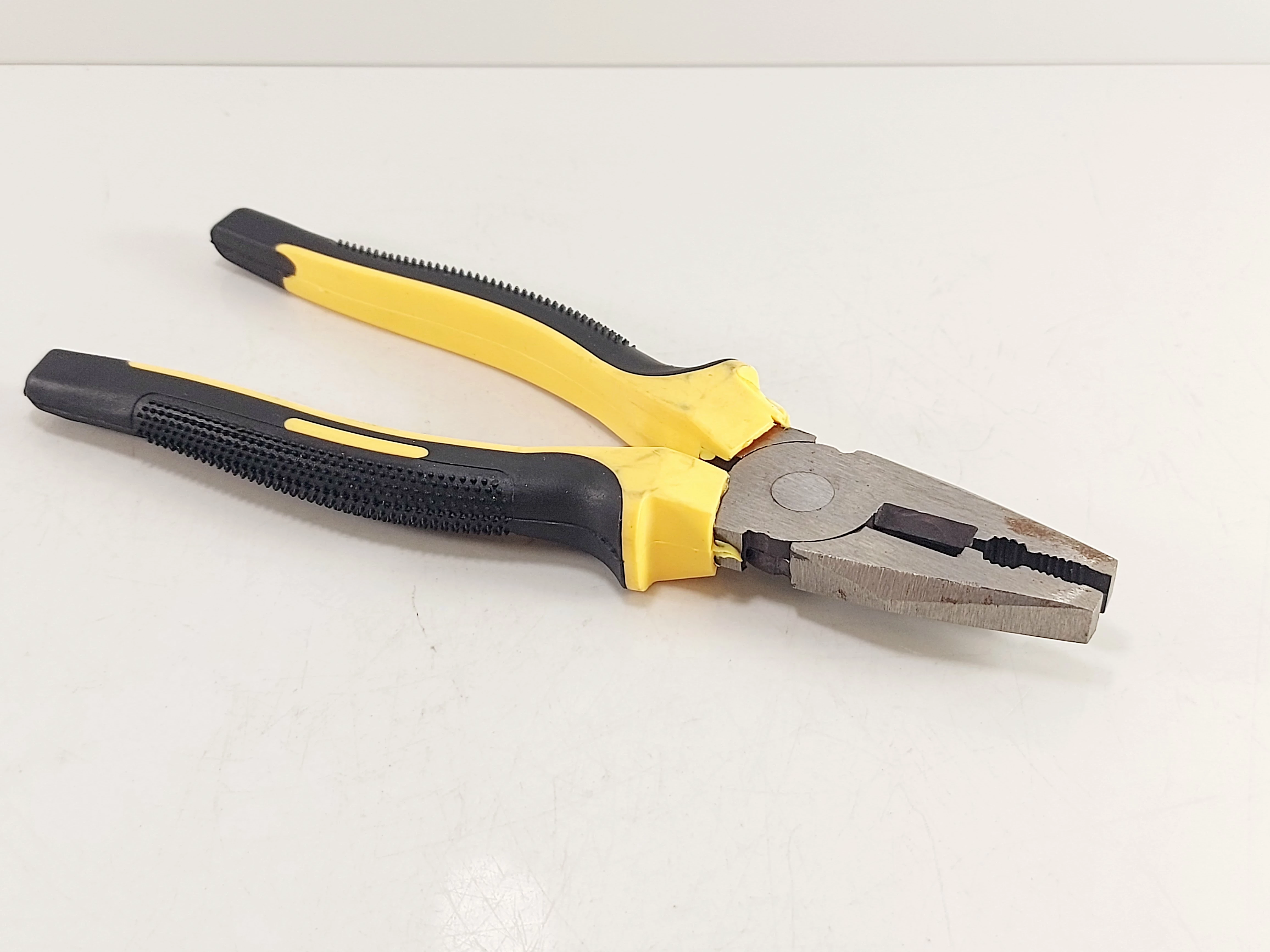 szczypce-uniwersalnae-kombinerki-stan-11323-2