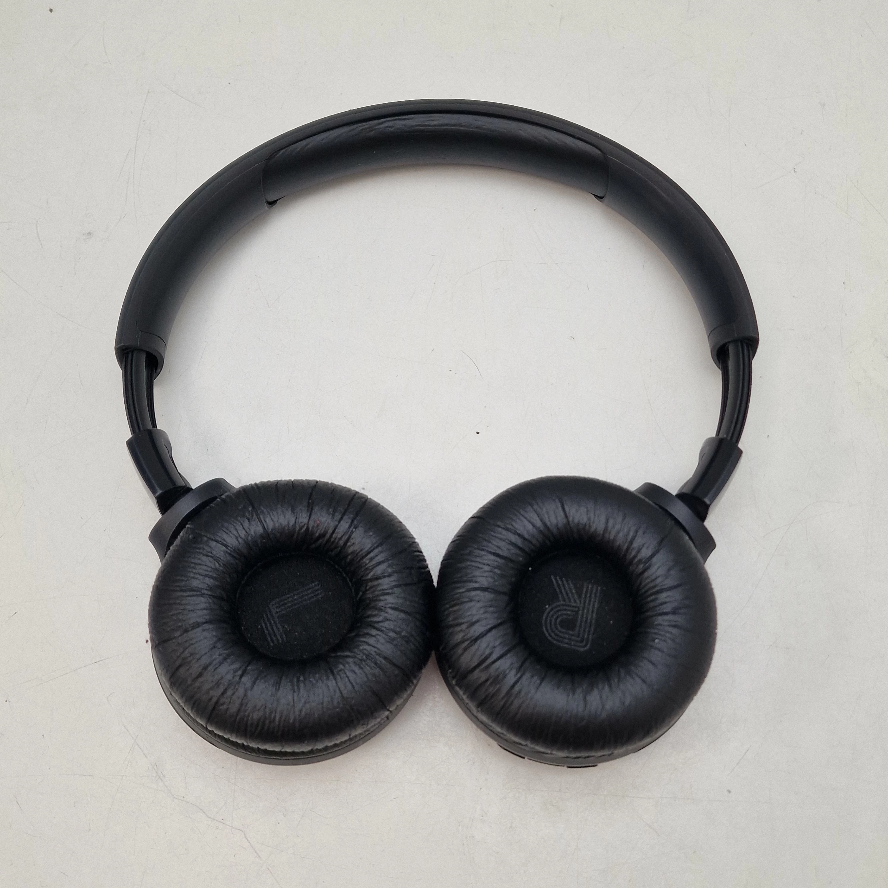 sluchawki-nauszne-jbl-tune-525bt-czarne-ean-gtin-1200130006982