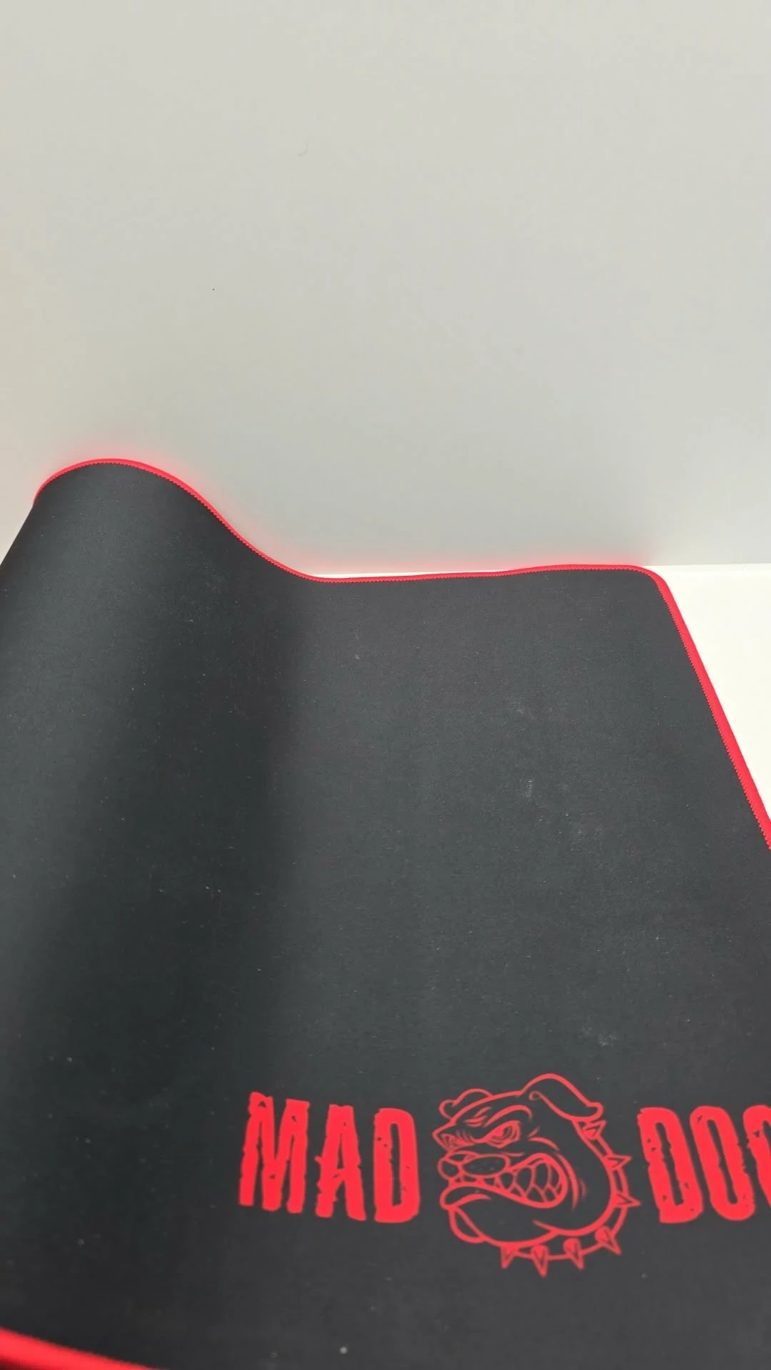 podkladka-mad-dog-gmp701-900x400mm-kod-producenta-loombard