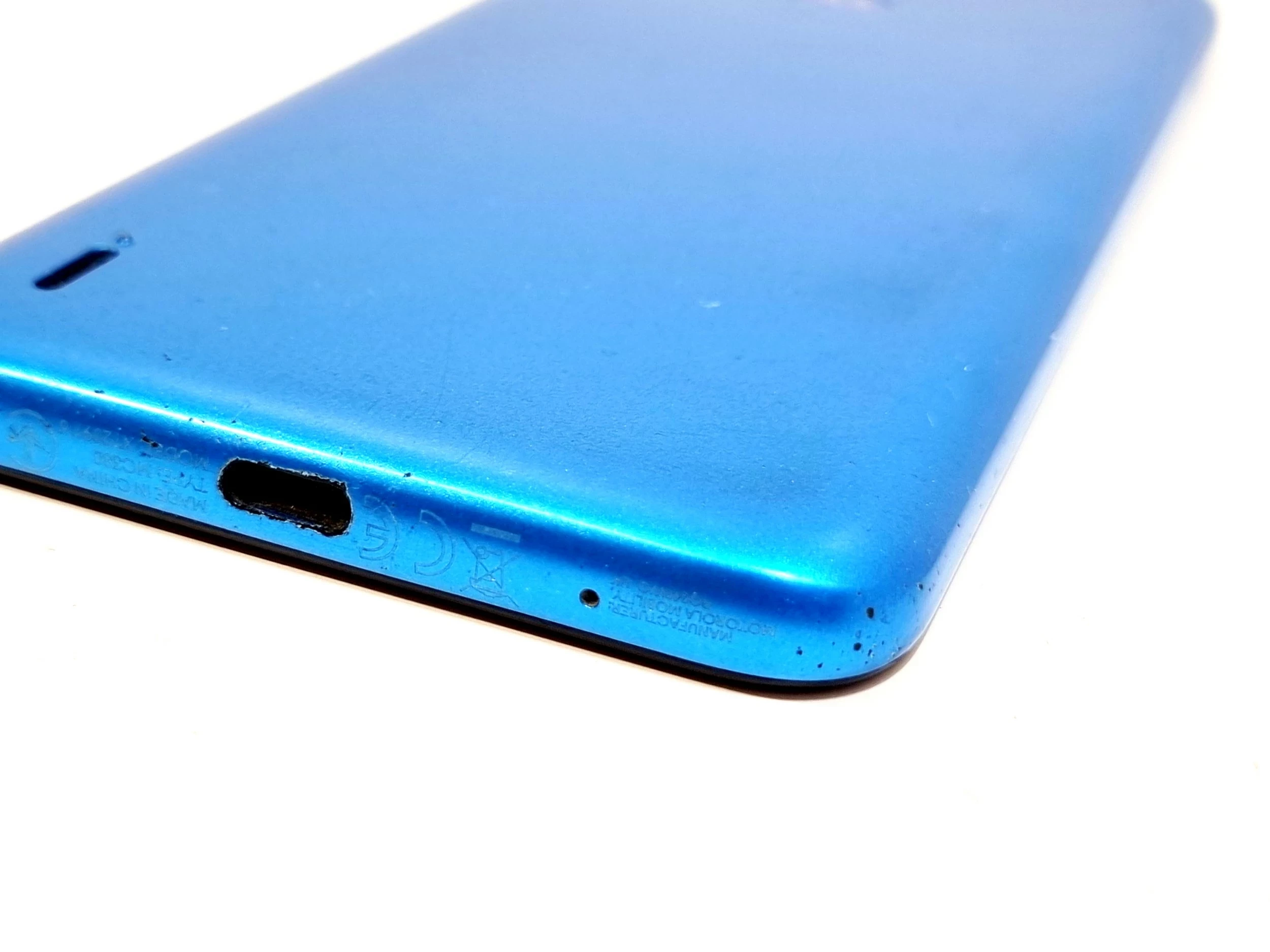 motorola-moto-e7-power-4gb64gb-przekatna-ekranu-650