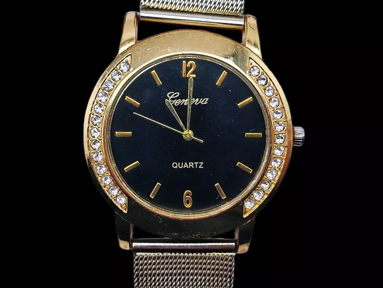 zegarek-damski-geneva-z-cyrkoniami-ksztalt-koperty-129223-2