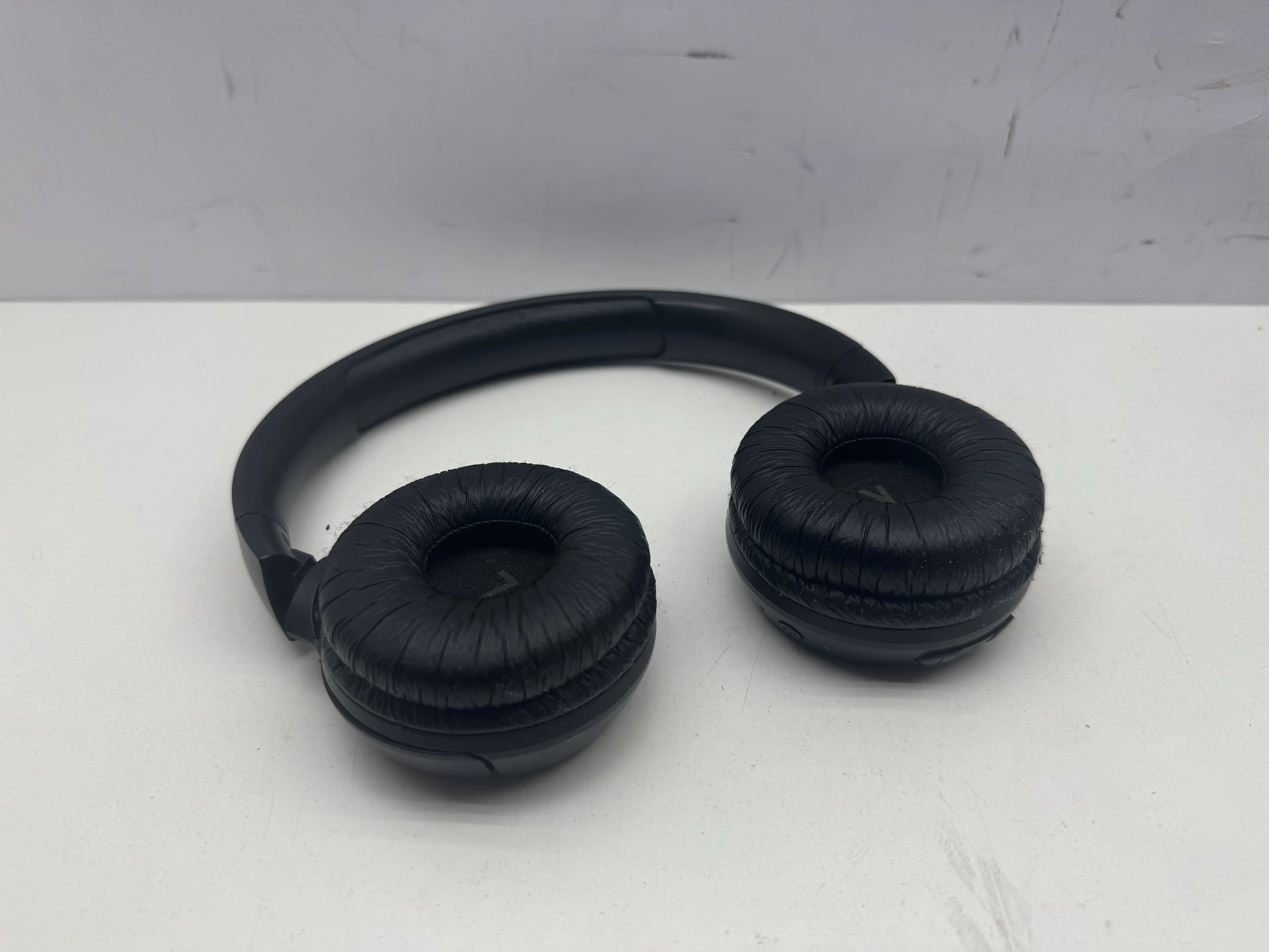 sluchawki-jbl-bt510-czarne-stan-11323-2