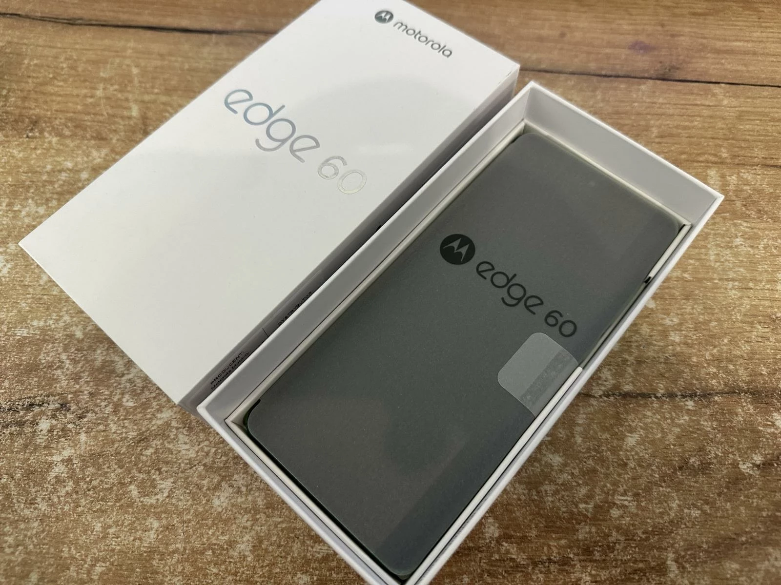 moto-edge-60-komplet-plus-ean-gtin-0840023287213