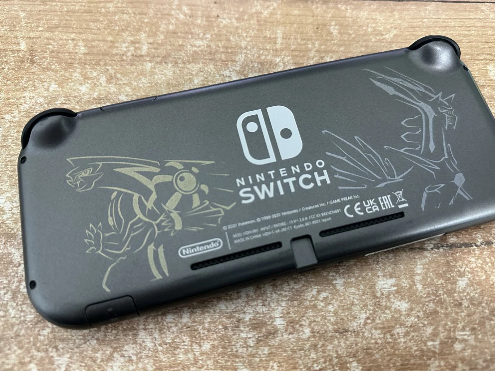 konsola-nintedo-switch-lite-karton-karta-pamieci-64gb-gry-w-zestawie-205998-225574