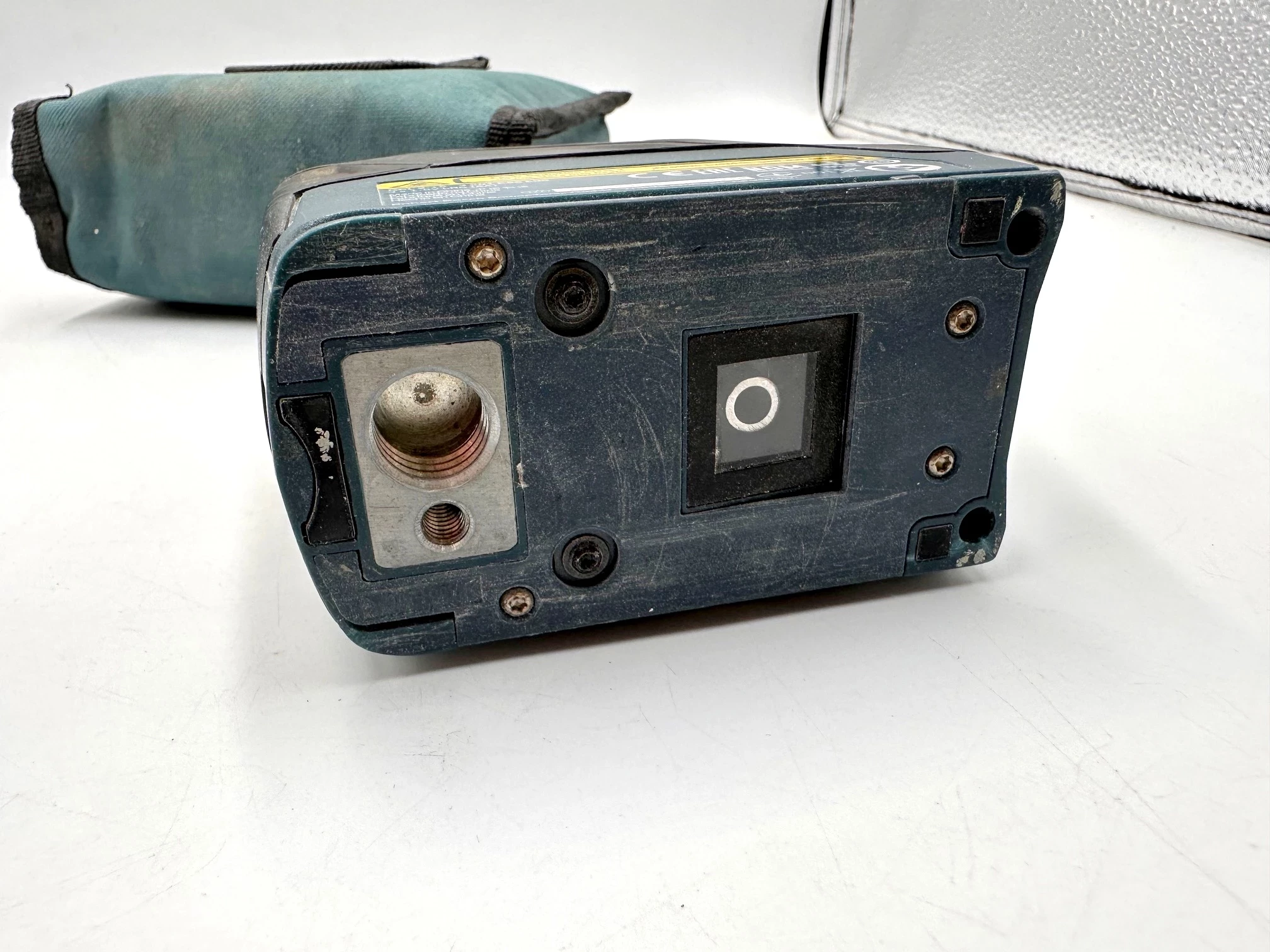 laser-krzyzowy-bosch-gcl-2-15-z-etui-okazja-dobry-stan-marka-248811-950093