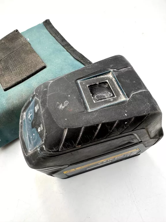 laser-krzyzowy-bosch-gcl-2-15-z-etui-okazja-dobry-stan-maksymalny-zasieg-pracy-15