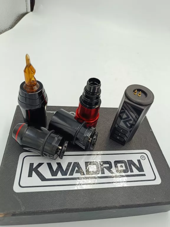 maszynka-rotacyjna-do-tatuazu-kwadron-model-mx-red