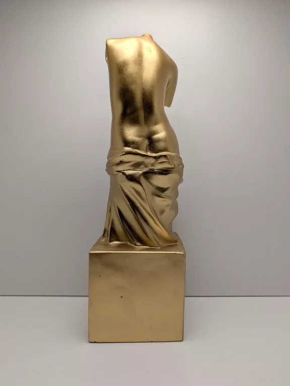 figurka-veni-zlota-wysokosc-produktu-37