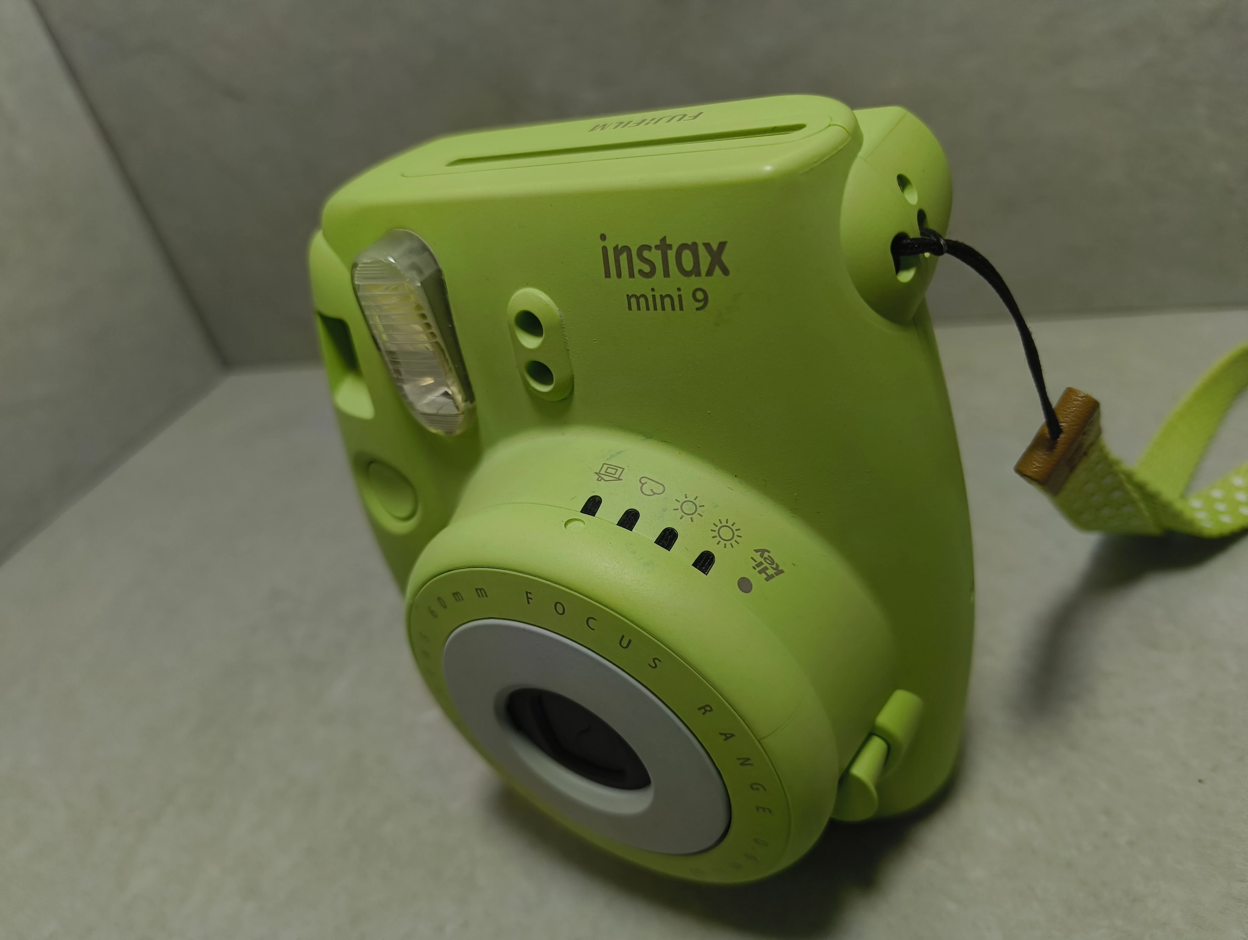 aparat-natychmiastowy-instax-mini-9-marka-248811-1950970