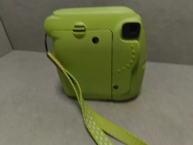 aparat-natychmiastowy-instax-mini-9-model-instax-mini-9