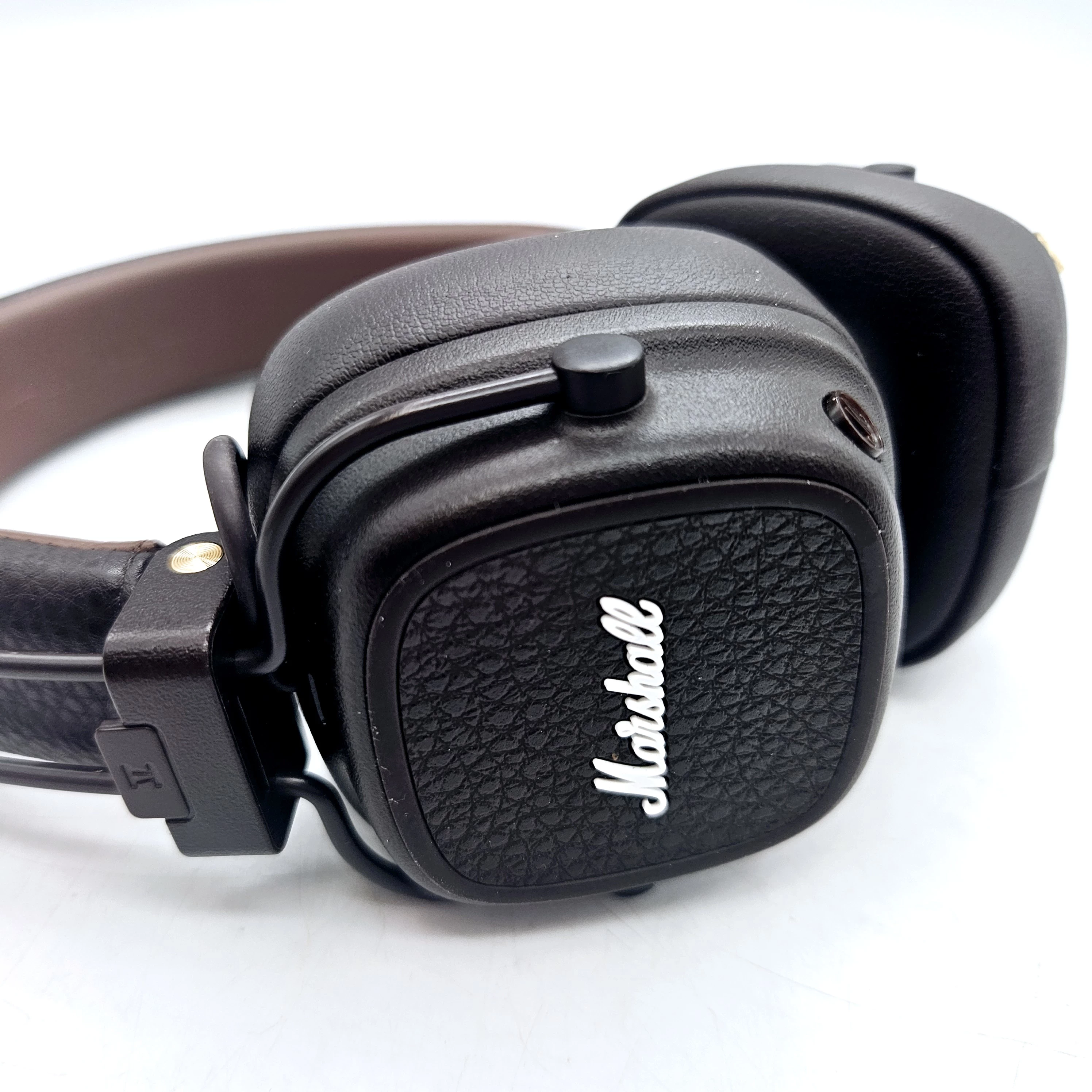 sluchawki-nauszne-marshall-major-v-brazowe-3-maja-48-poznan-ska-x