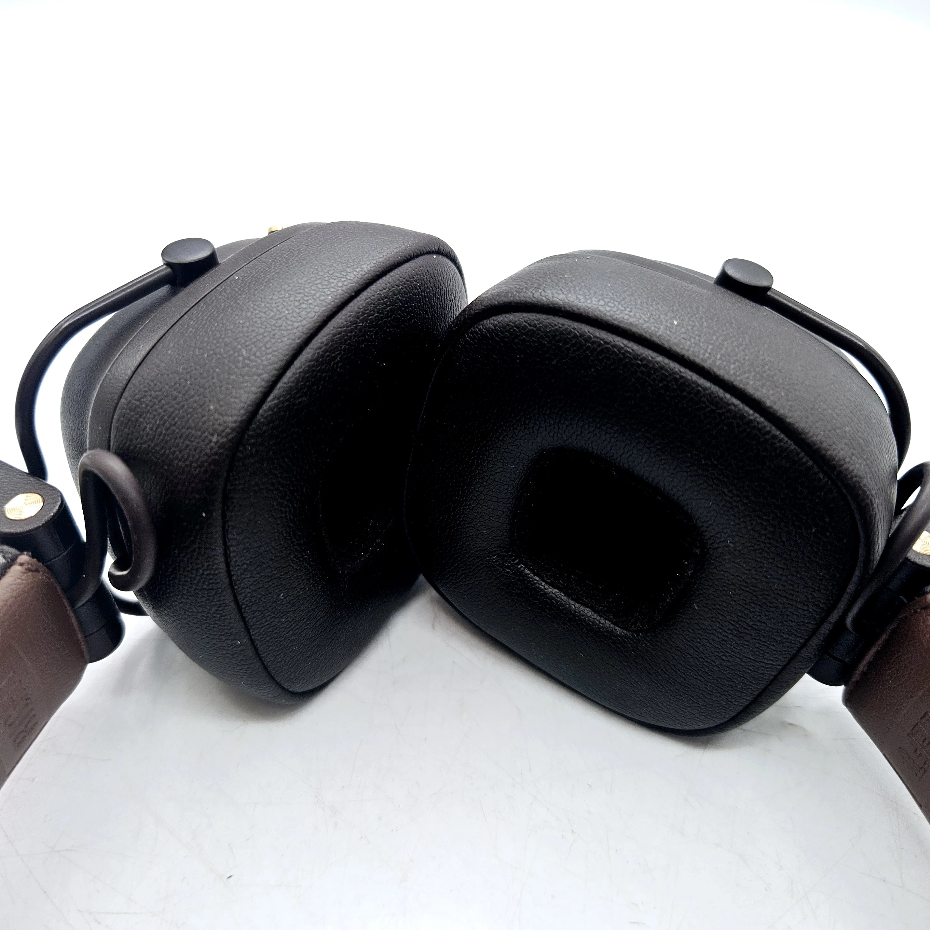 sluchawki-nauszne-marshall-major-v-brazowe-kolor-dominujacy-129357-1