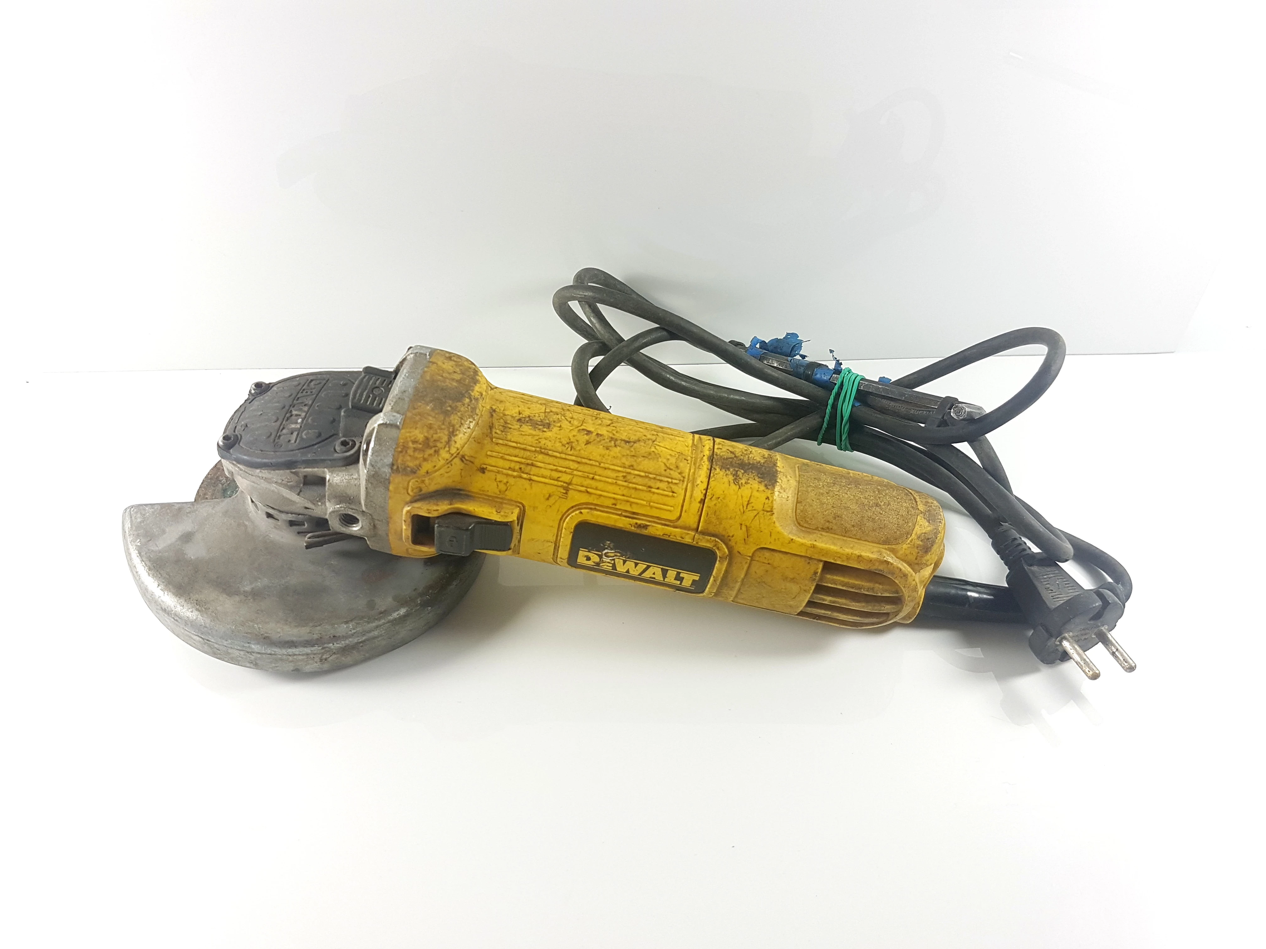 szlifierka-katowa-125mm-900w-dwe4157-qs-dewalt-ean-gtin-5907949404959