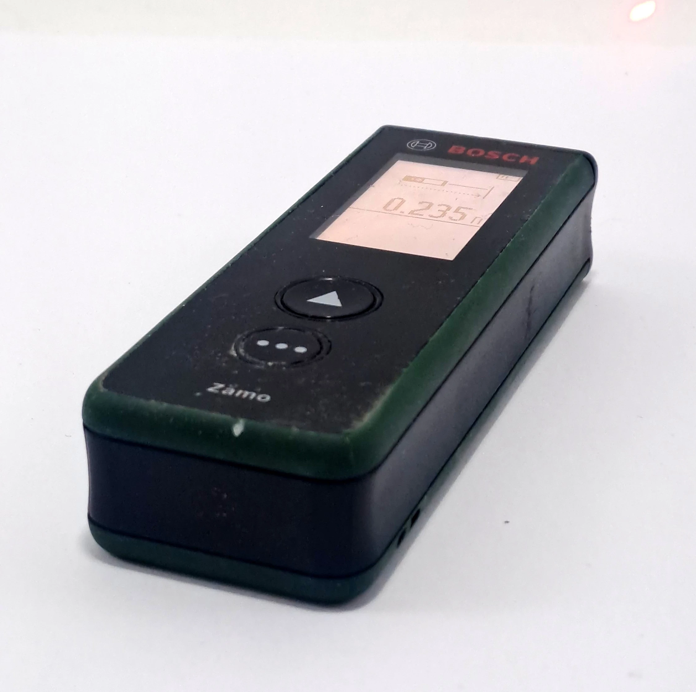 dalmierz-laserowy-bosch-zamo-maksymalny-zasieg-204901-222073