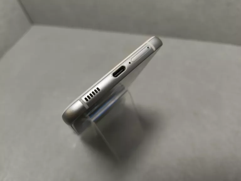 telefon-samsung-galaxy-s21-fe-5g-6128-stan-11323-2