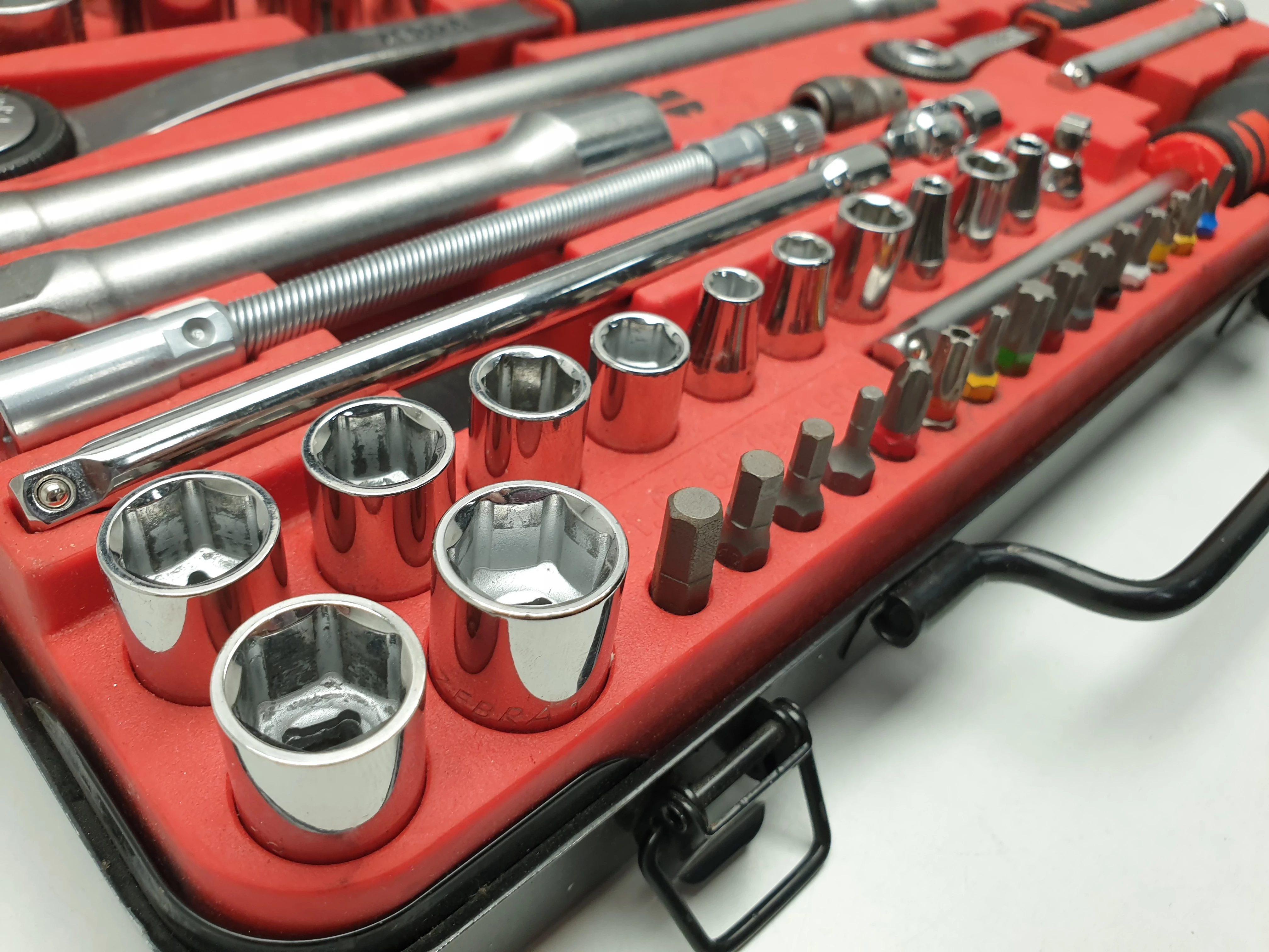 zestaw-narzedziowy-wurth-zebra-59-elementow-metalowa-walizka-wroclawska-6-opole-sj