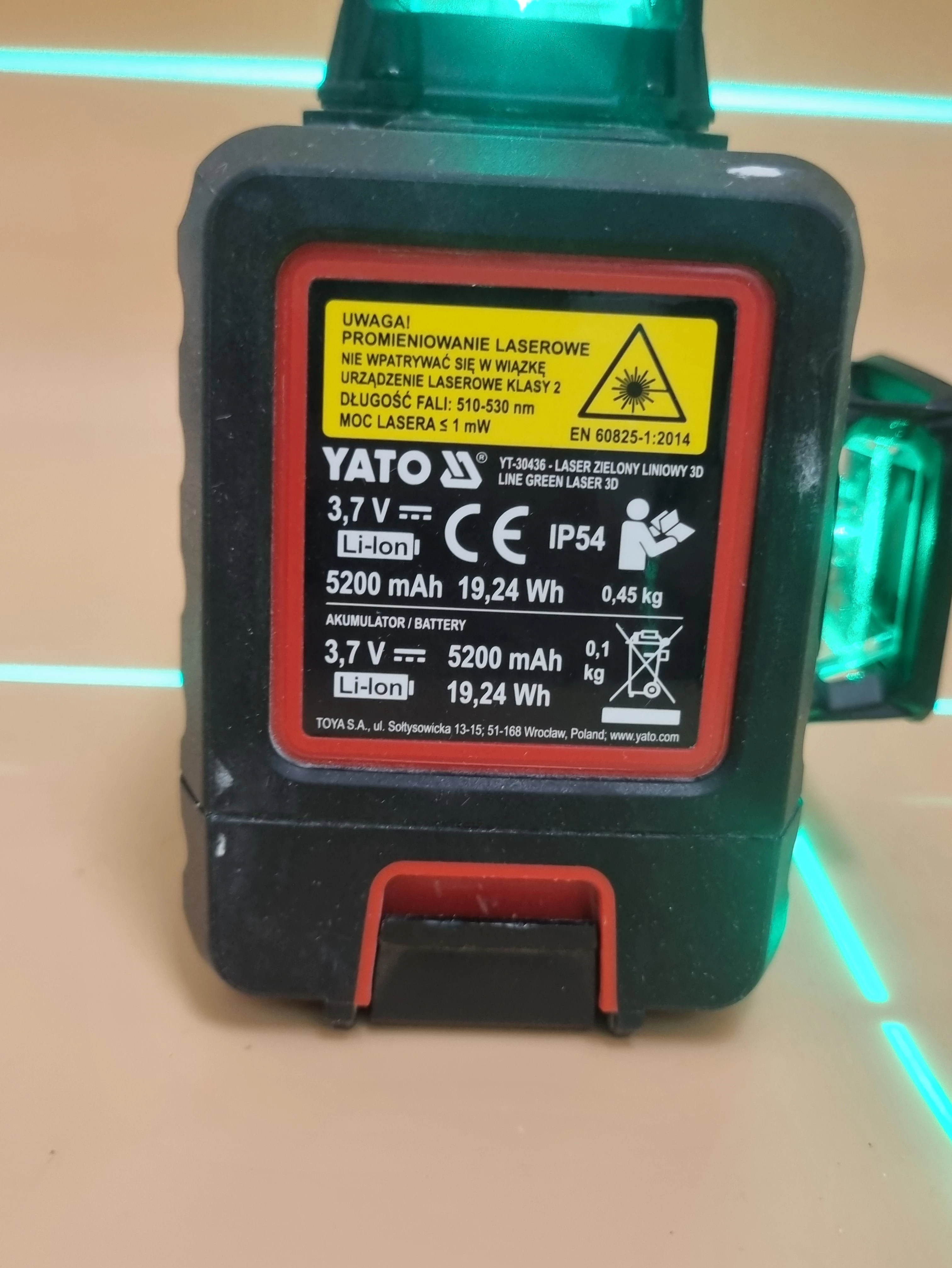 laser-krzyzowy-yato-yt30436-dokladnosc-pomiaru-30