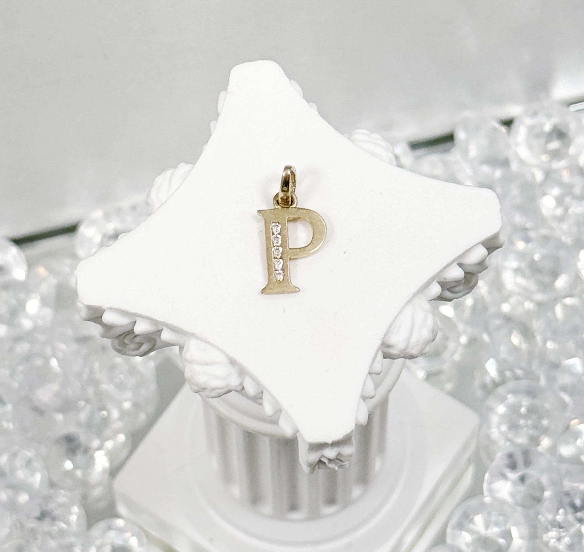 sliczna-zlota-zawieszka-literka-p-8-karatow-kosciuszki-159-wroclaw-gracja