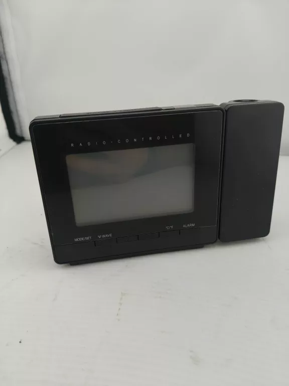 zegar-radiowy-z-projektorem-krontaler-wolnosci-23-ruda-slaska