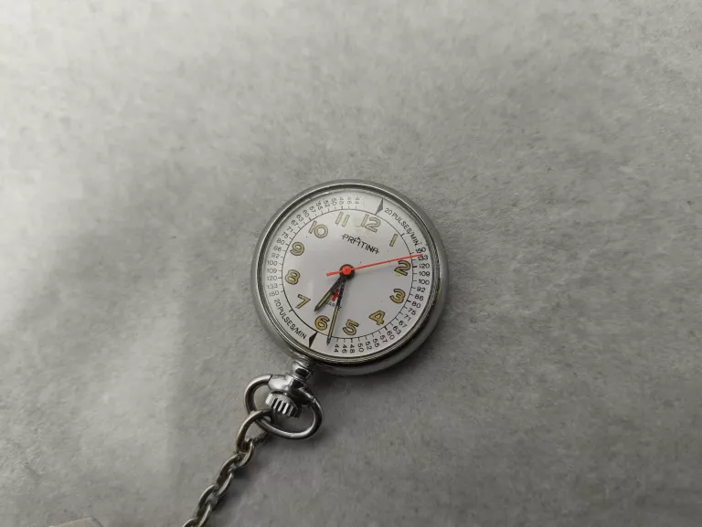 zegarek-pielegniarski-pratina-osiedle-niepodleglosci-1-krakow