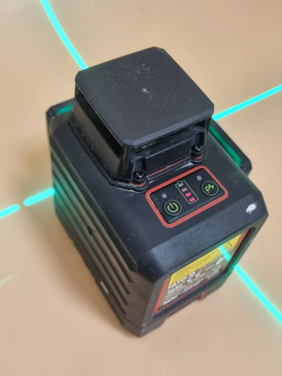 laser-krzyzowy-yato-yt30436-model-yt-30436