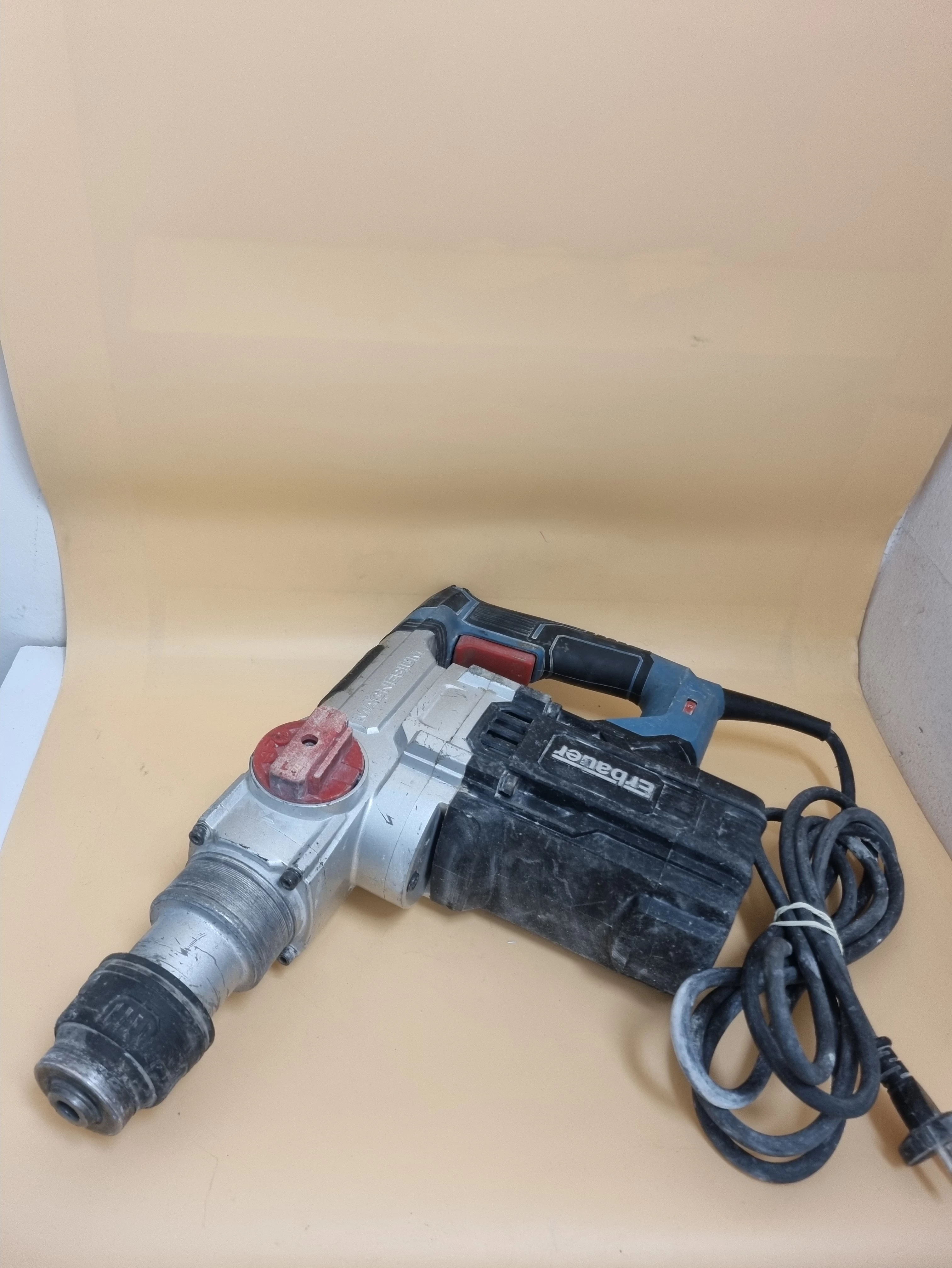 mlot-erbauer-erh1500-energia-udaru-1100