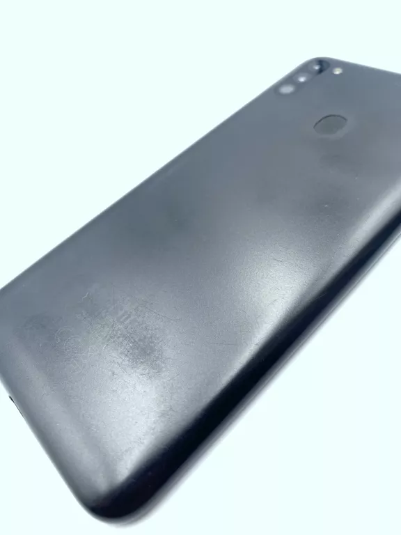 telefon-samsung-m11-przekatna-ekranu-639