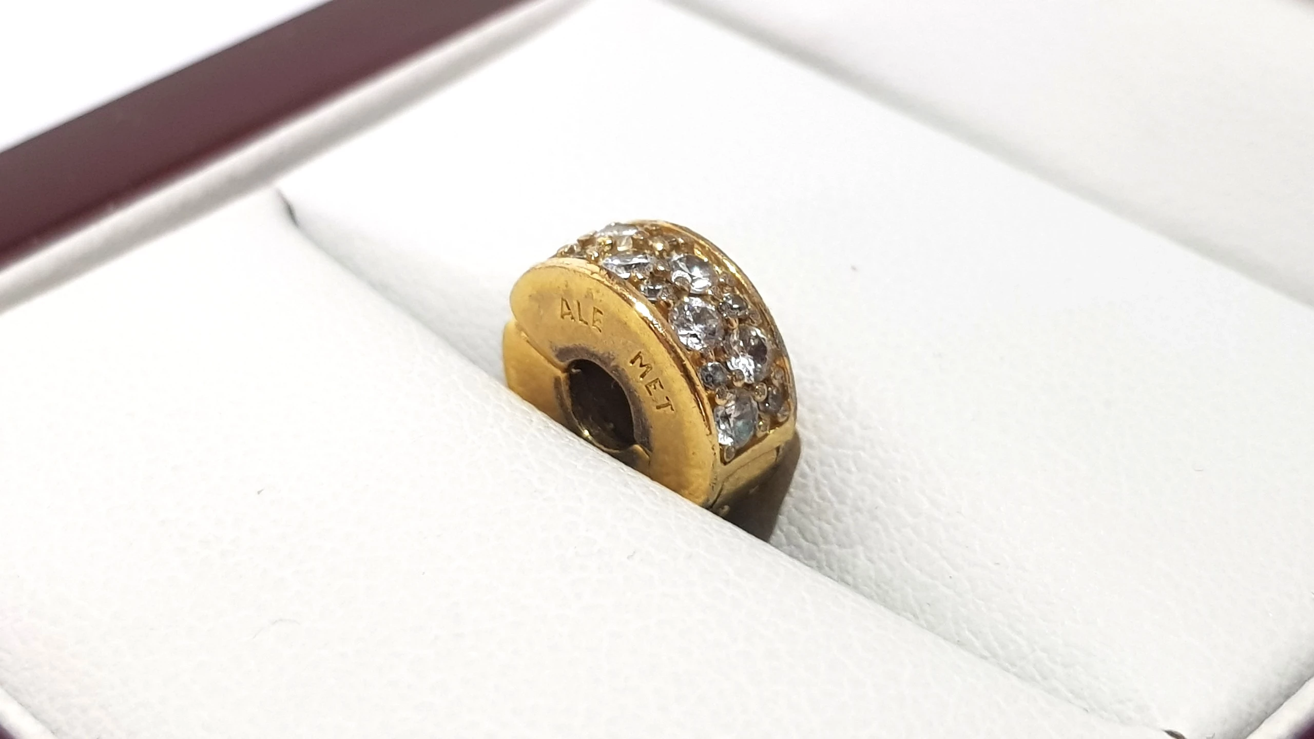 klips-pandora-shine-pave-charms-pozlacanyale-met-sredn1cm-245g-768658c01-rodzaj-2205-16