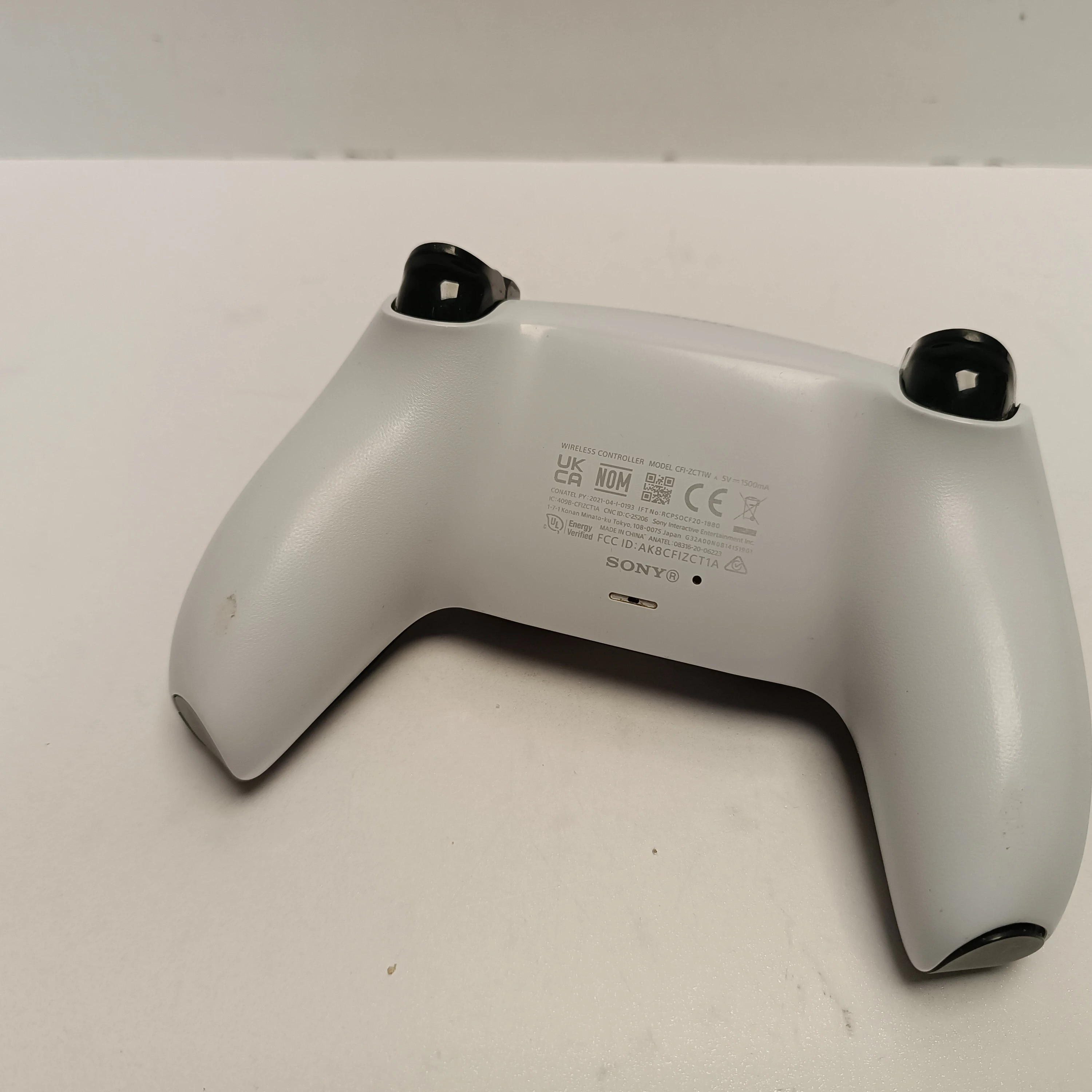 pad-do-ps5-sony-cfi-zct1w-liczba-przyciskow-16