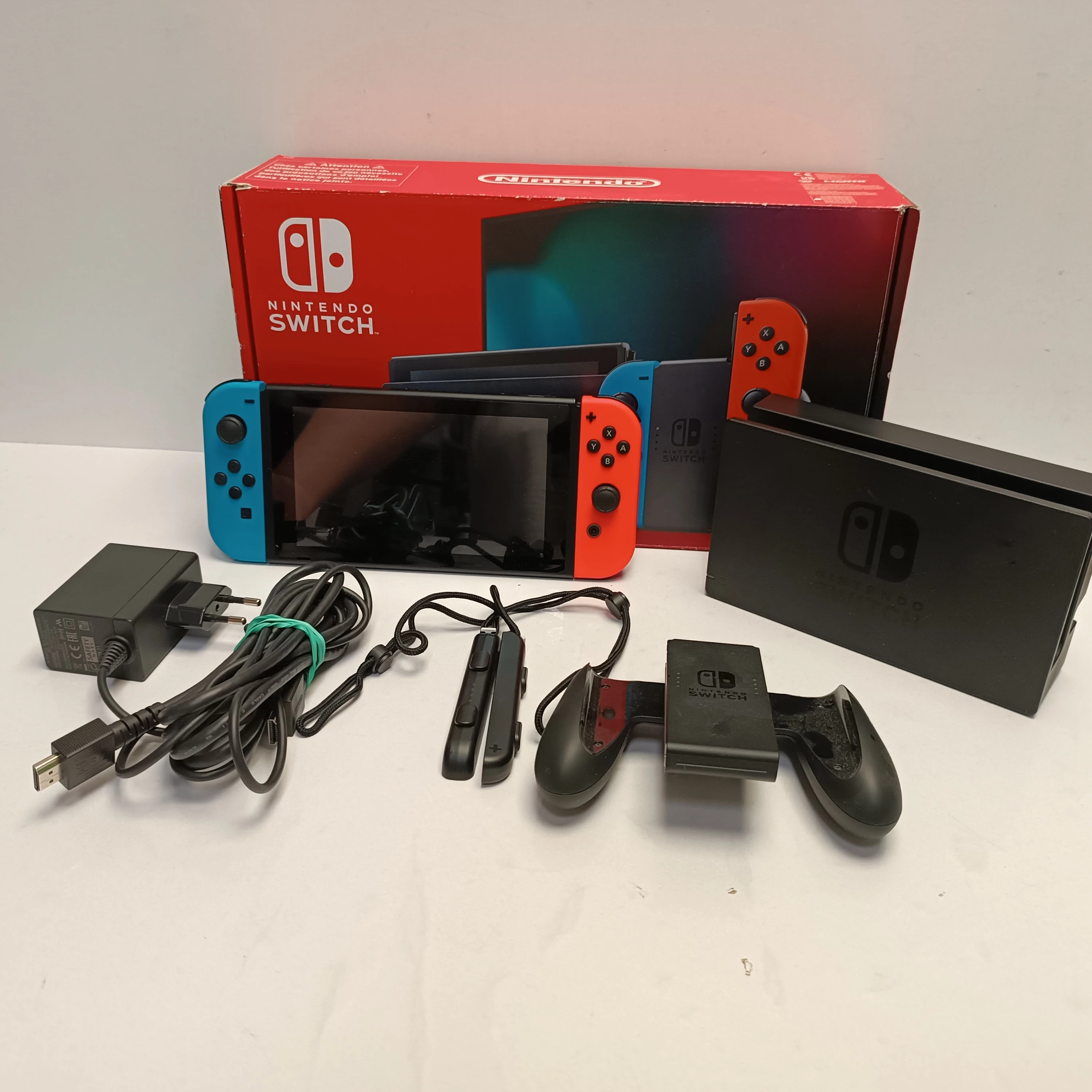 konsola-nintendo-switch-hac-001-osiedle-teatralne-3u15-krakow