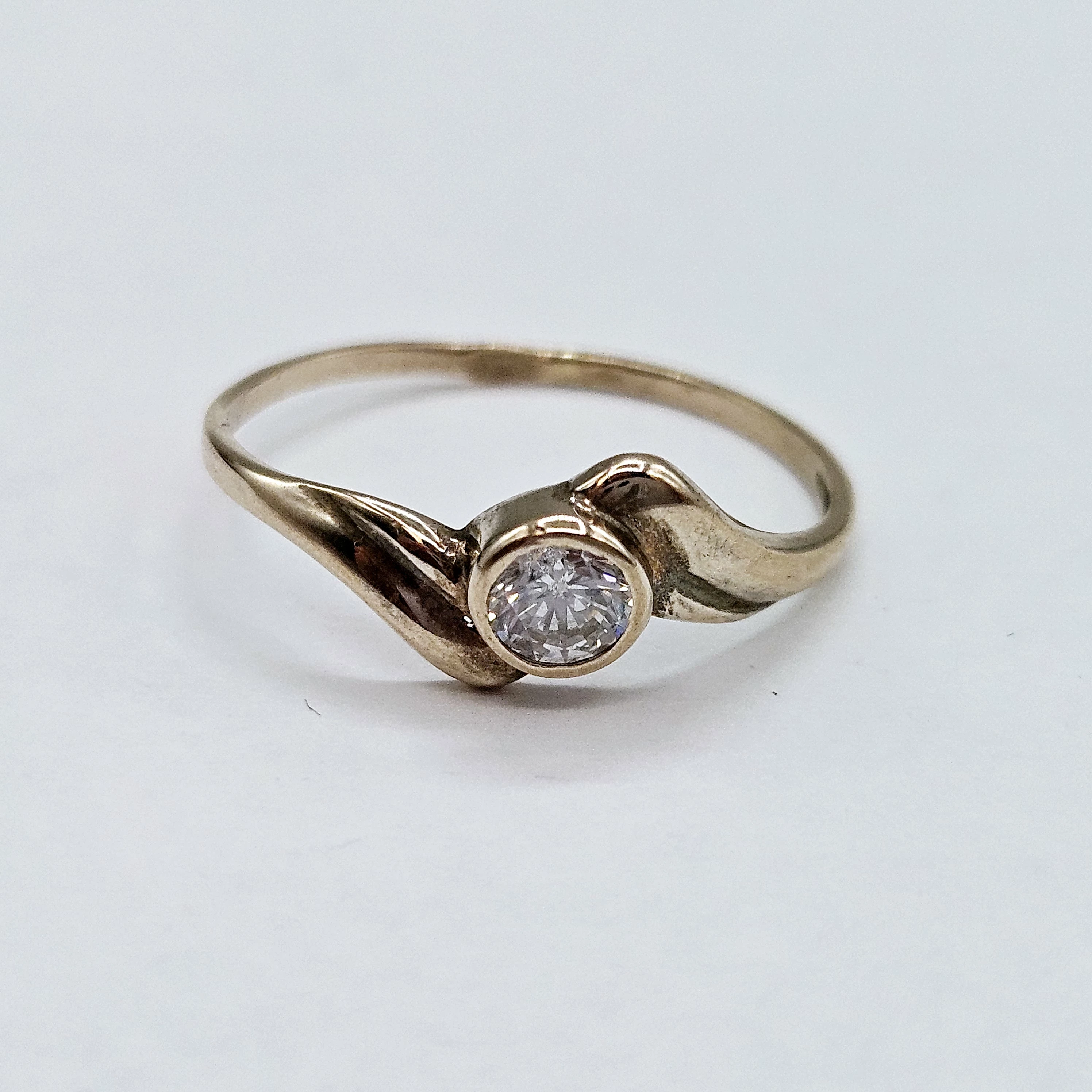 zloty-pierscionek-333-088g-r11-material-15835-2