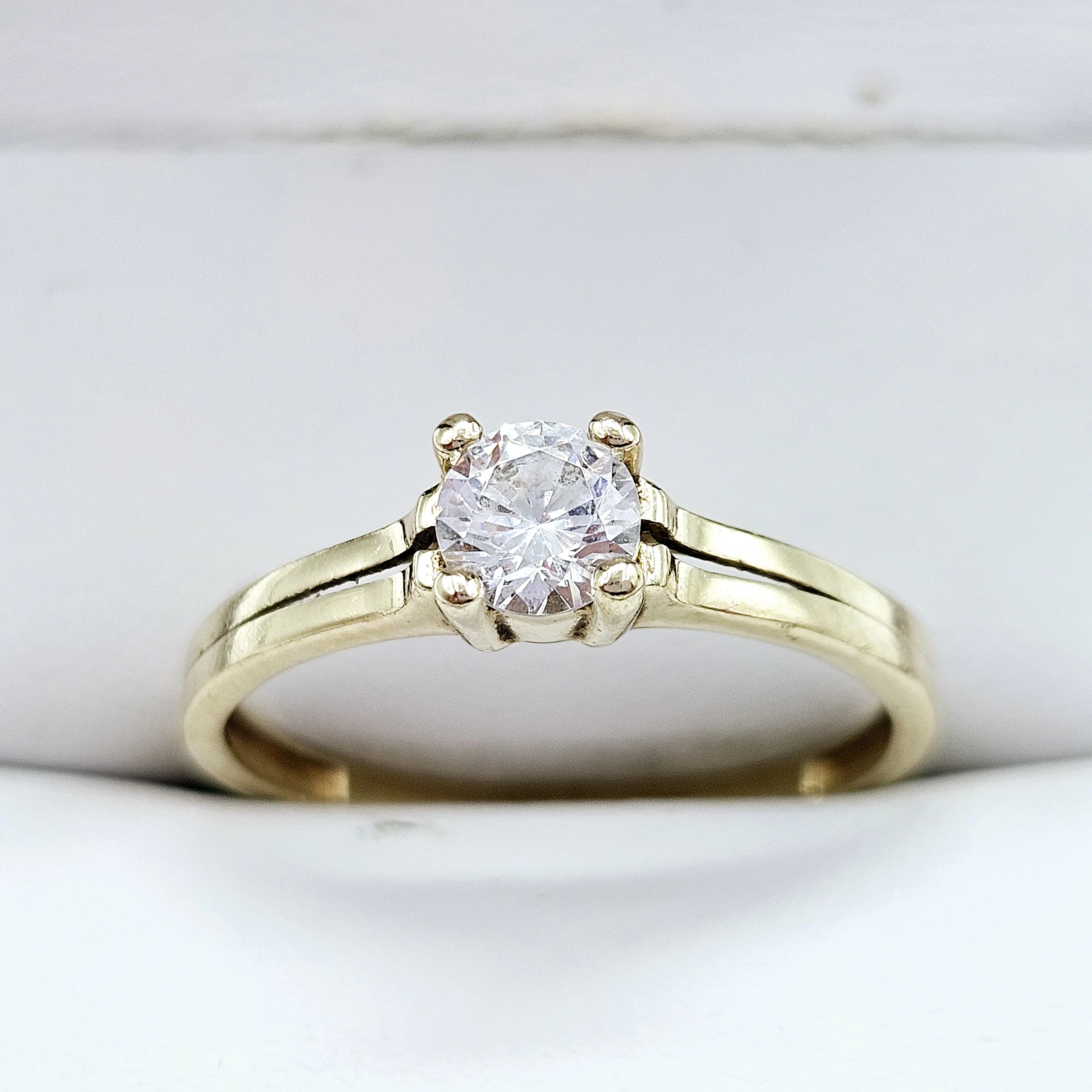 zloty-pierscionek-585-205g-r18-ean-gtin-0743022242989