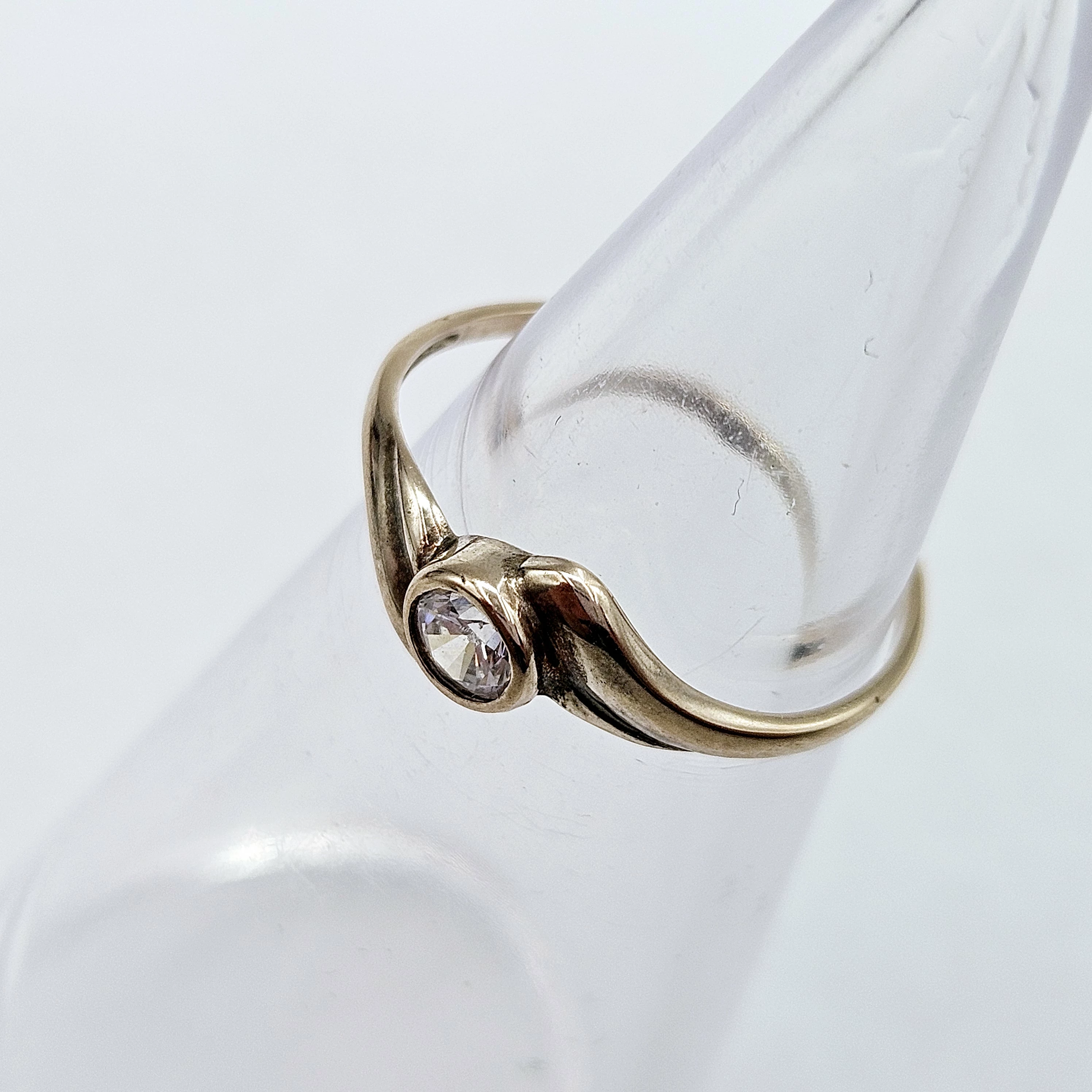 zloty-pierscionek-333-088g-r11-kolor-249512-1647429