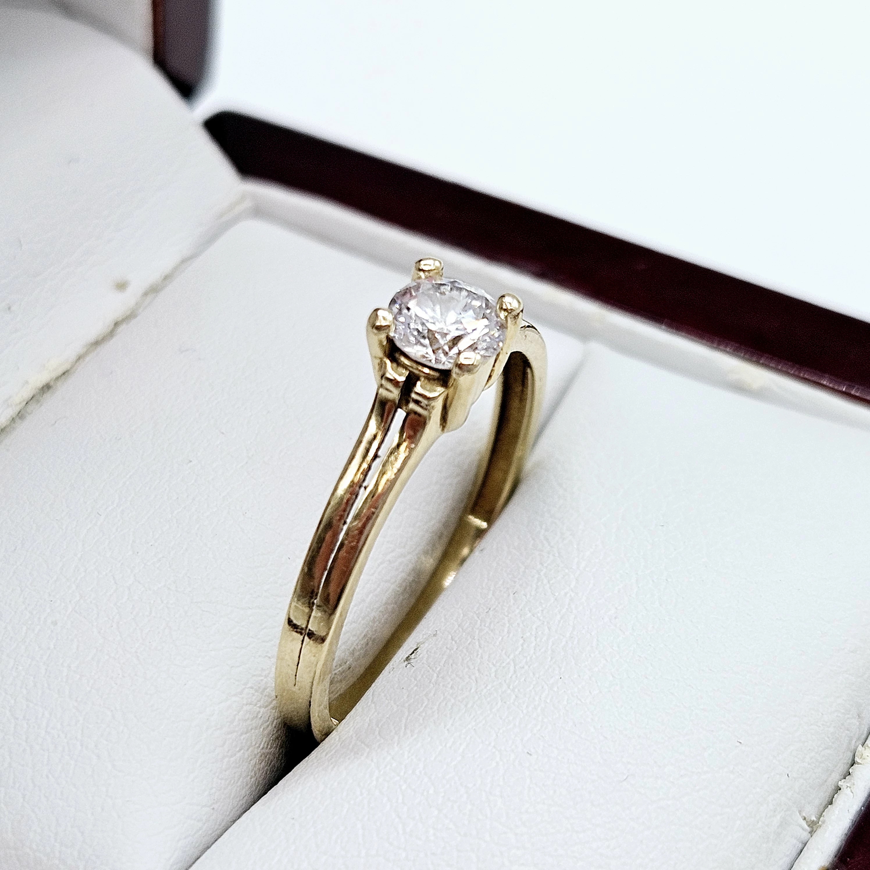 zloty-pierscionek-585-205g-r18-3-maja-48-poznan-ska-x