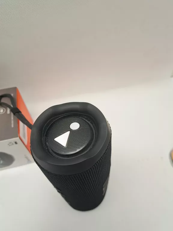 glosnik-jbl-flip-6-30w-stan-11323-2