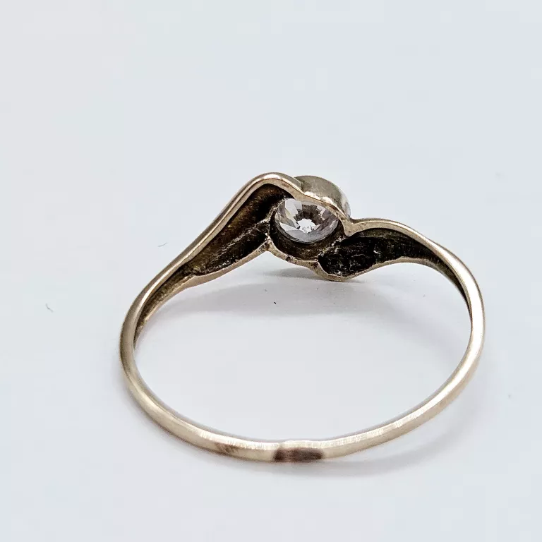 zloty-pierscionek-333-088g-r11-rozmiarsrednica-wew-mm-372-19