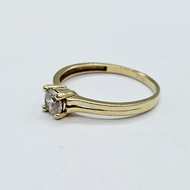 zloty-pierscionek-585-205g-r18-kamien-17088-128