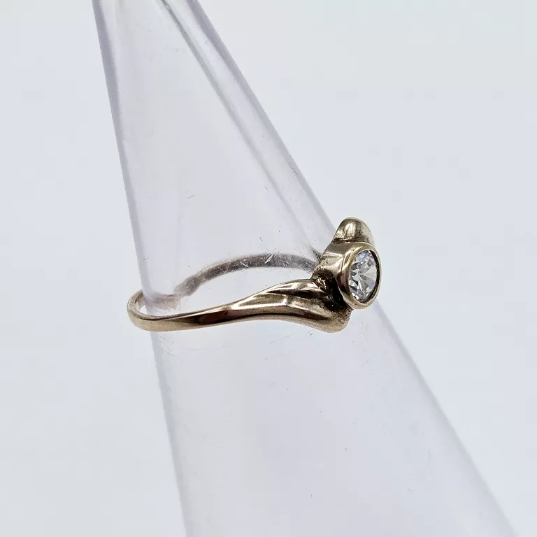 zloty-pierscionek-333-088g-r11-plec-15851-1