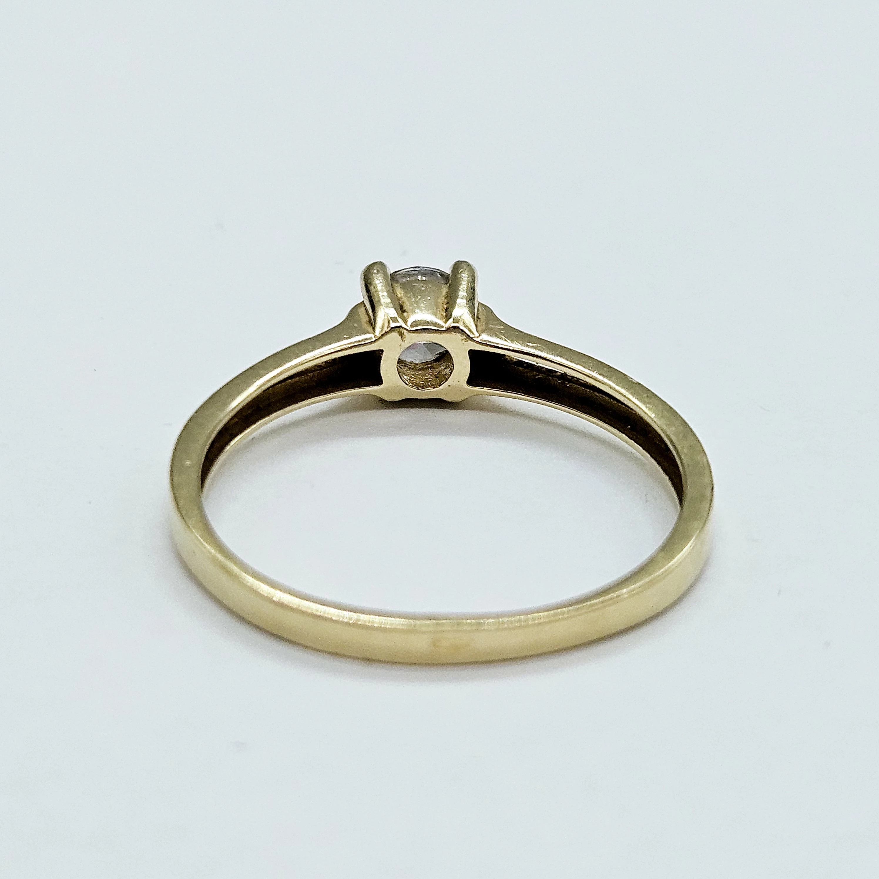 zloty-pierscionek-585-205g-r18-rozmiarsrednica-wew-mm-372-18