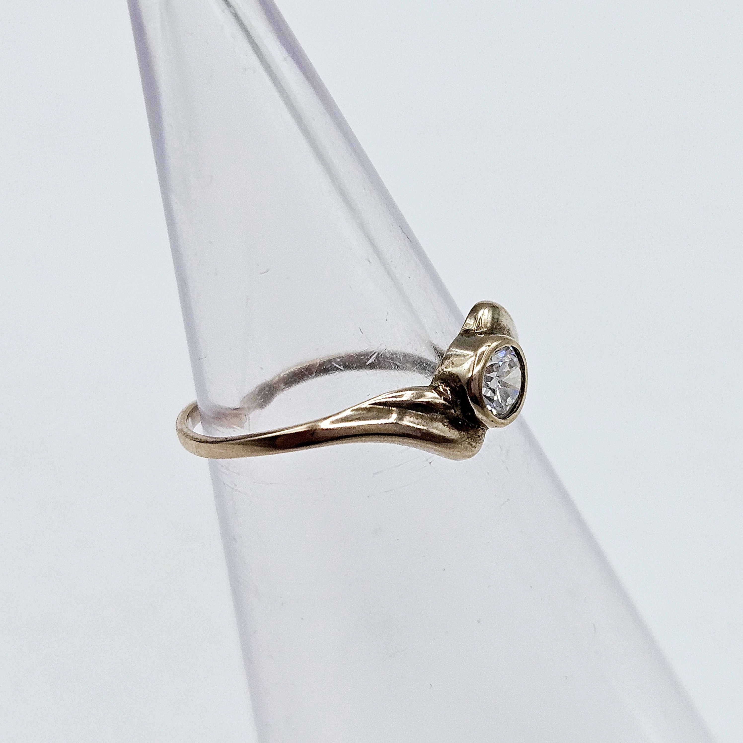 zloty-pierscionek-333-088g-r11-plec-15851-1