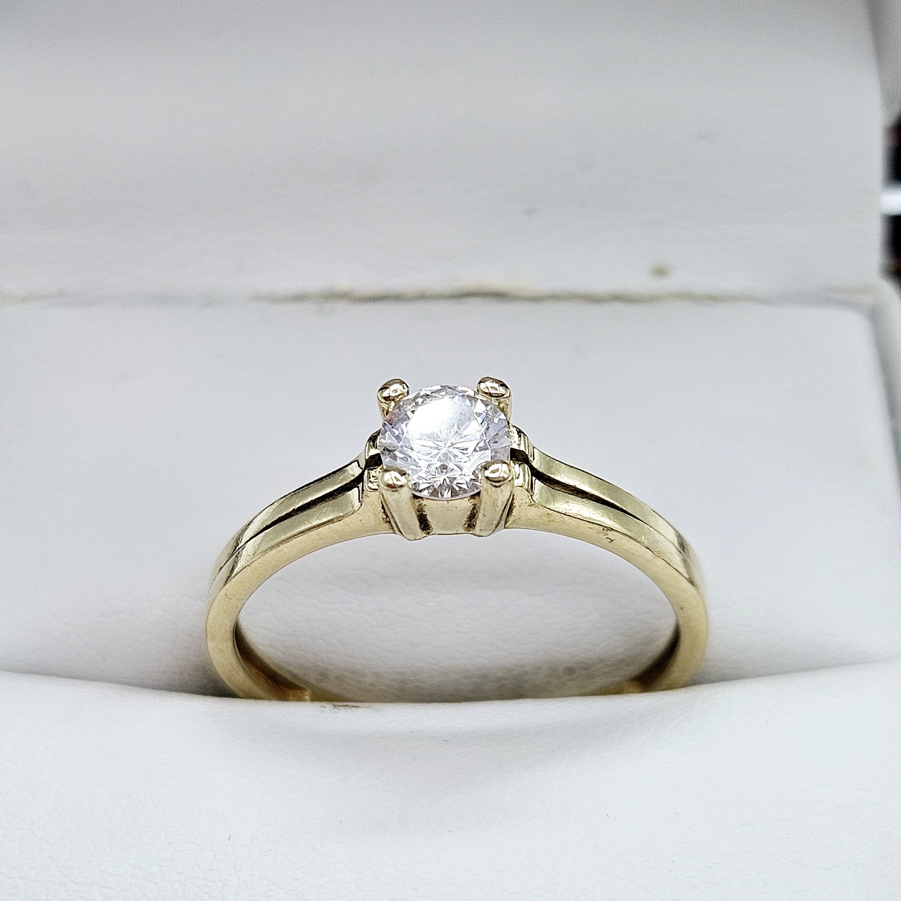 zloty-pierscionek-585-205g-r18-stan-11323-2