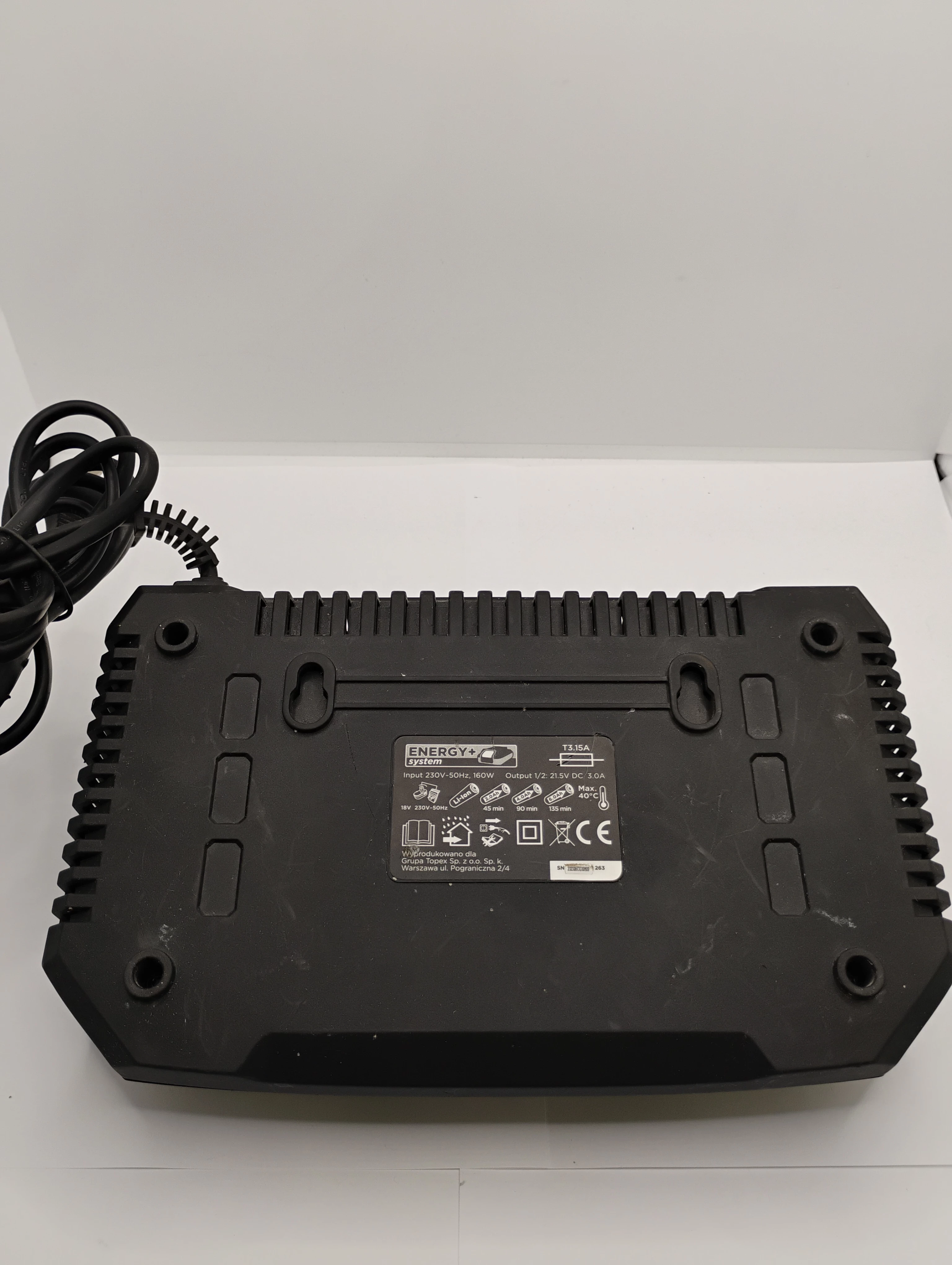 wyrzynarka-akumulatorowa-graphite-58g011-seria-energy