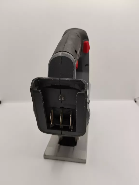 wyrzynarka-akumulatorowa-graphite-58g011-mocowanie-brzeszczotu-205041-222245