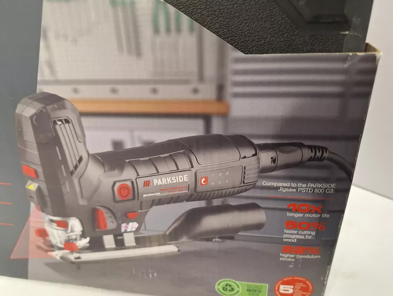 wyrzynarka-ppstk-550-a1-walizka-glebokosc-ciecia-w-drewnie-12000