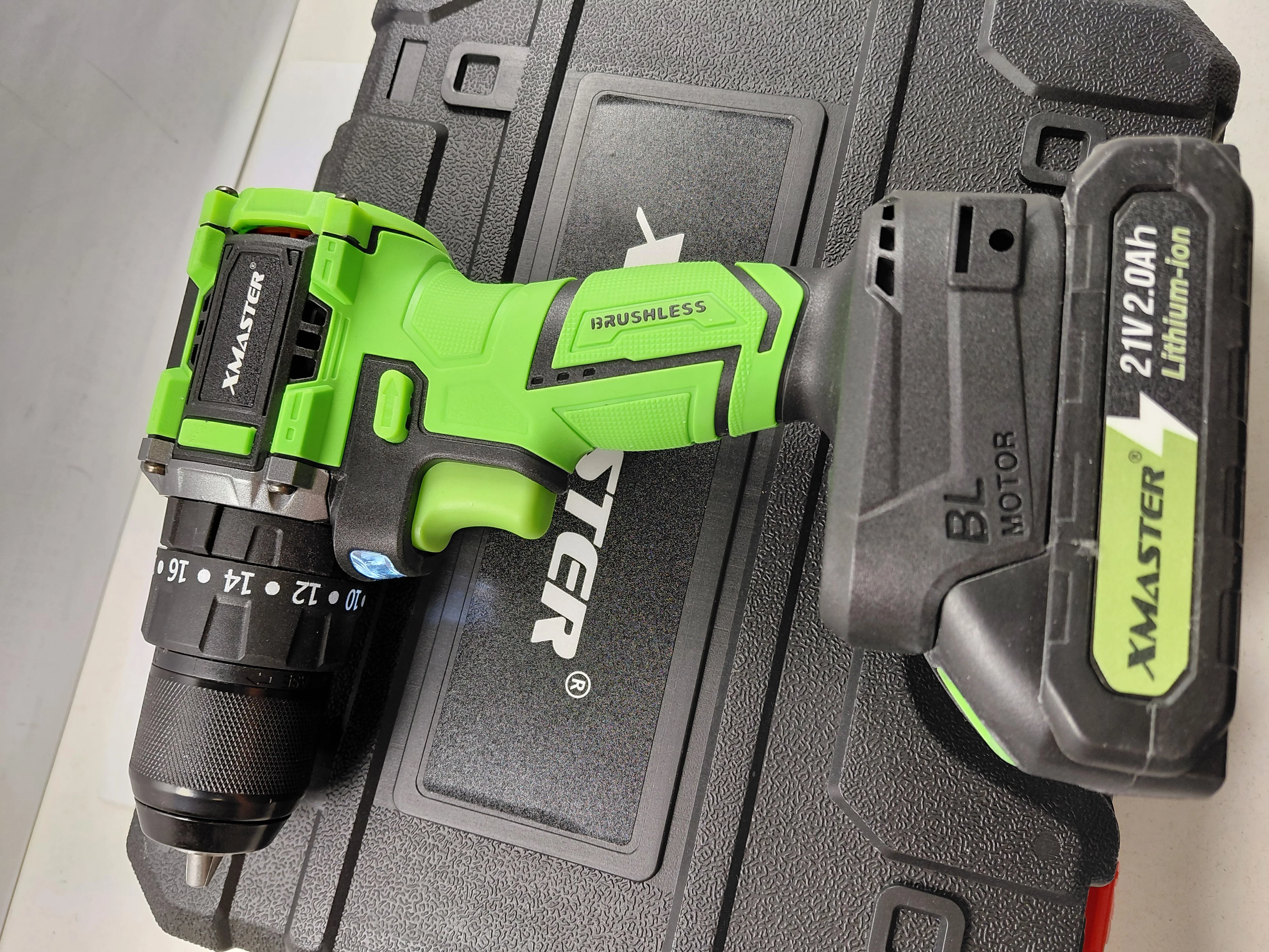 wkretarka-xmaster-walizka-napiecie-v-128551-2009119